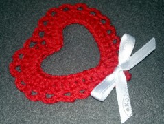 Srdíčko s bílou mašlí