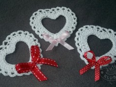Srdíčko s bílou mašlí