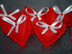 Srdíčko s bílou mašlí