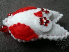 Srdíčko s bílou mašlí