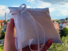 Srdíčko s bílou mašlí