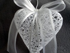 Srdíčko s bílou mašlí