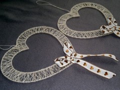 Srdíčko s bílou mašlí