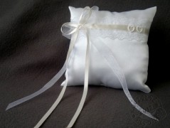 Srdíčko s bílou mašlí