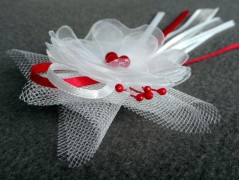 Srdíčko s bílou mašlí