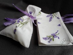 Srdíčko s bílou mašlí