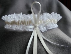 Srdíčko s bílou mašlí