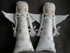 Srdíčko s bílou mašlí