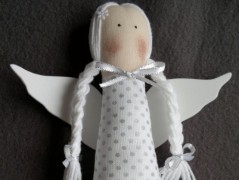 Srdíčko s bílou mašlí