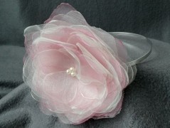 Srdíčko s bílou mašlí