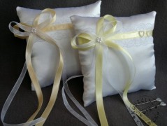 Srdíčko s bílou mašlí