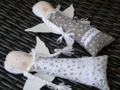 Srdíčko s bílou mašlí