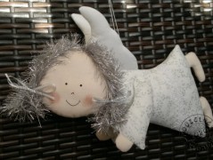 Srdíčko s bílou mašlí