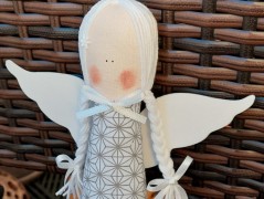 Srdíčko s bílou mašlí