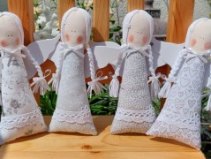 Srdíčko s bílou mašlí