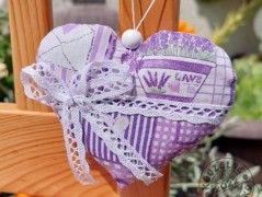 Srdíčko s bílou mašlí