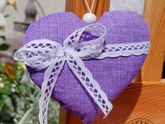 Srdíčko s bílou mašlí