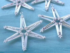 Sluncem zalitý dvůr