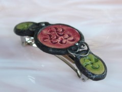 Sluncem zalitý dvůr