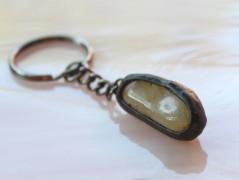 Sluncem zalitý dvůr