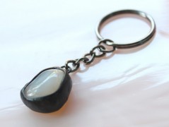 Sluncem zalitý dvůr