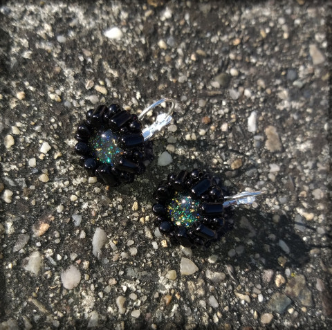 Hvězdokupa - náušnice šperk doplněk náušnice třpytky tma rokajl obloha galaxie temnota rulla hvězdokupa 