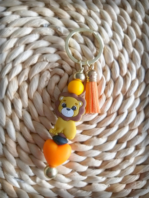 Lvíček - přívěsek šperk přívěsek doplněk veselé lev šelma zvířátko lvíček lvíče na tašku silikon na klíče srandovní zíábava 