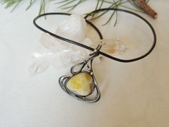 Korálková lilie - vínová