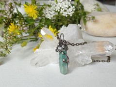 Korálková lilie - vínová