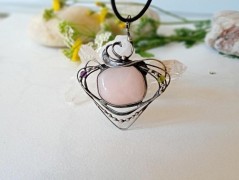 Korálková lilie - vínová