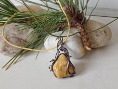 Korálková lilie - vínová