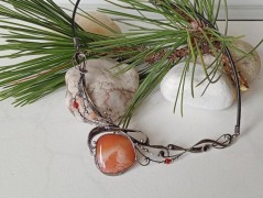 Korálková lilie - vínová