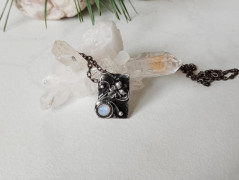 Korálková lilie - vínová