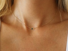 Zlatý korálkový náramek s perlou