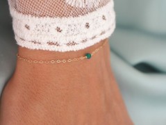 Zlatý korálkový náramek s perlou