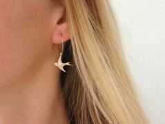 Zlatý korálkový náramek s perlou