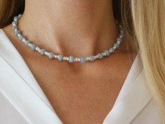 Zlatý korálkový náramek s perlou