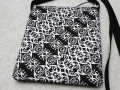 Černobílá crossbody kabelka- Amálie