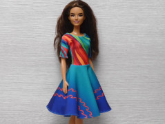 Dlouhé šaty pro Barbie