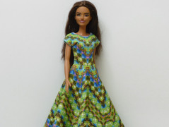 Dlouhé šaty pro Barbie
