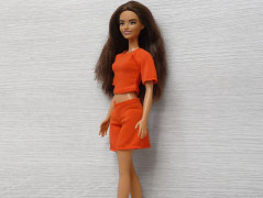 Dlouhé šaty pro Barbie