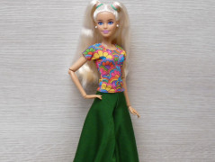 Dlouhé šaty pro Barbie