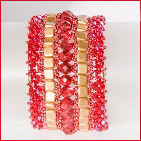 Náramek vínovozlatý náramek vínová zlatá korálky ele 