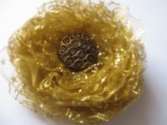 Hedvábná šála V lese.