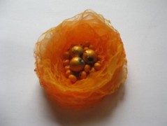 Hedvábná šála V lese.