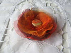 Hedvábná šála V lese.