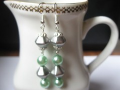 Hedvábná šála V lese.