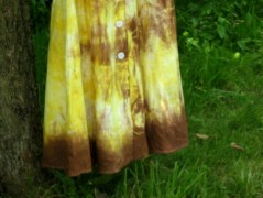 Hedvábná šála V lese.