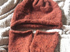 Hedvábná šála V lese.