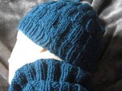 Hedvábná šála V lese.